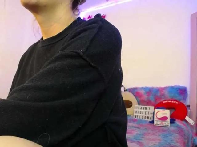 Sammyviolet on BongaCams