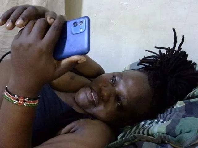 sexy-ebony254 on BongaCams