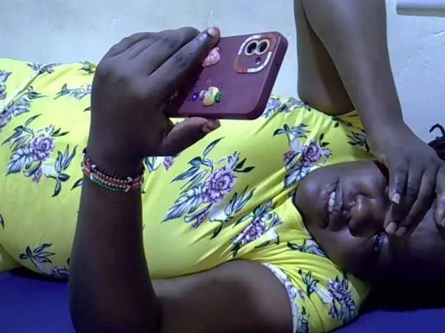 sexy-ebony254 on BongaCams