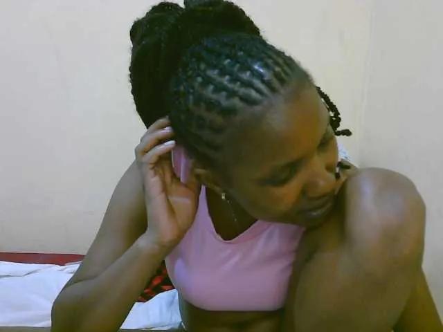 sexybounty2 on BongaCams