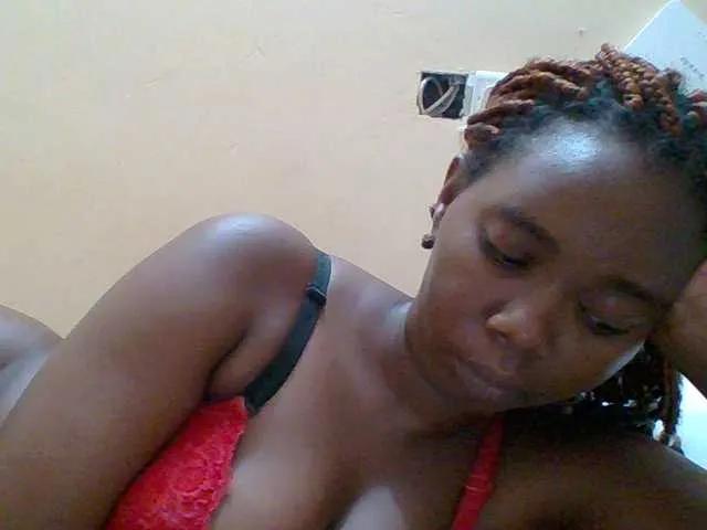 Sexyebonygal on BongaCams