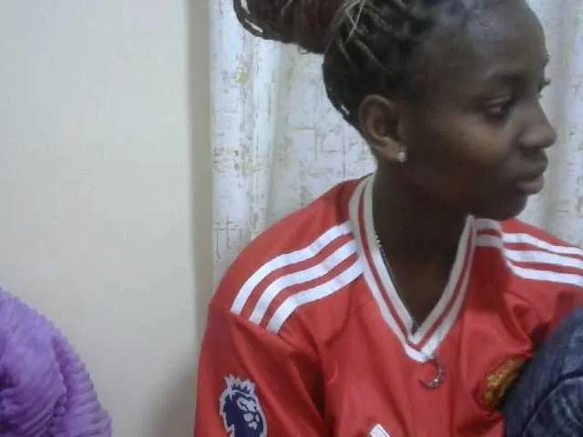 Sexythiny from BongaCams