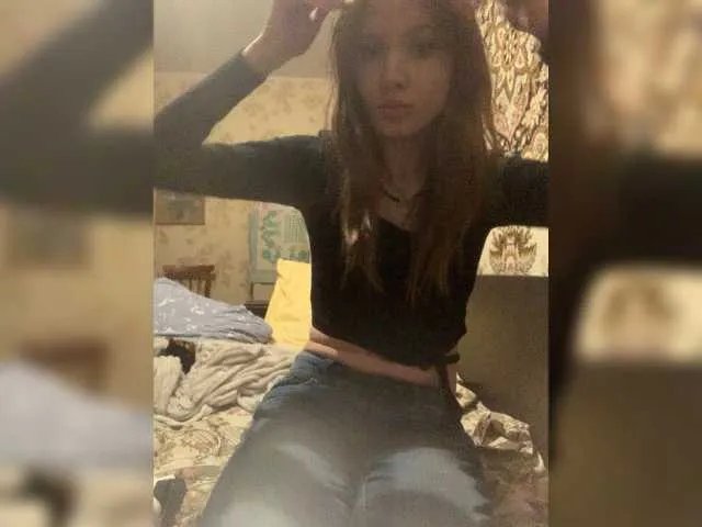 Shnene1 from BongaCams
