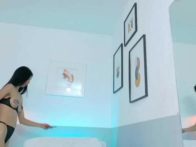 skinnyprinces on BongaCams