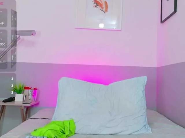 skinnyprinces on BongaCams