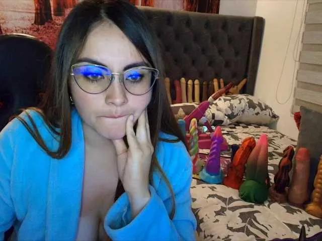 sofia23dirty on BongaCams