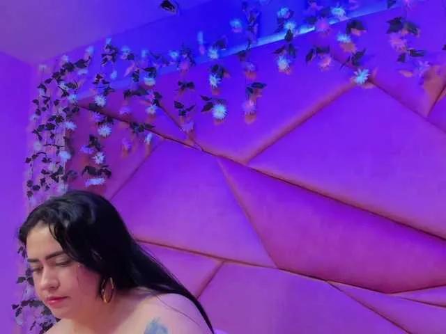 VictoriaRossy on BongaCams