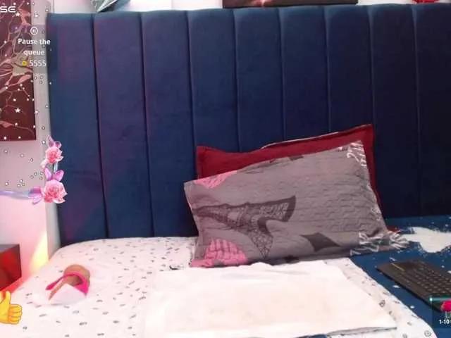 Violet-wish on BongaCams