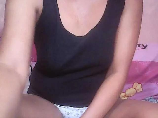 Yummyasian22 on BongaCams