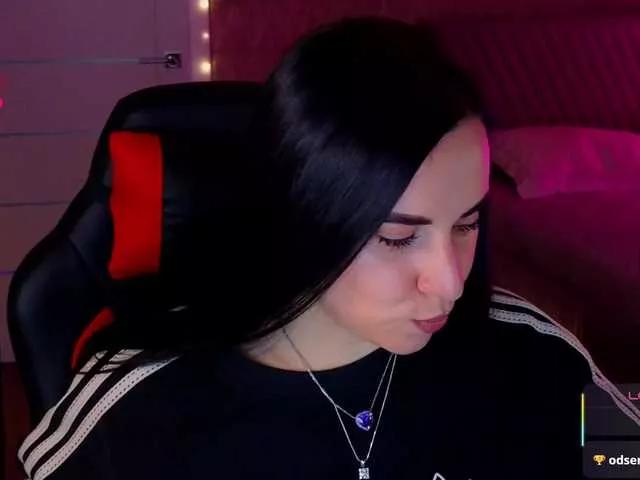 YURIEVNA13 on BongaCams 