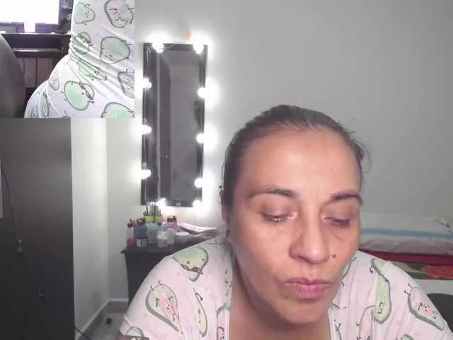 zoedoll on BongaCams