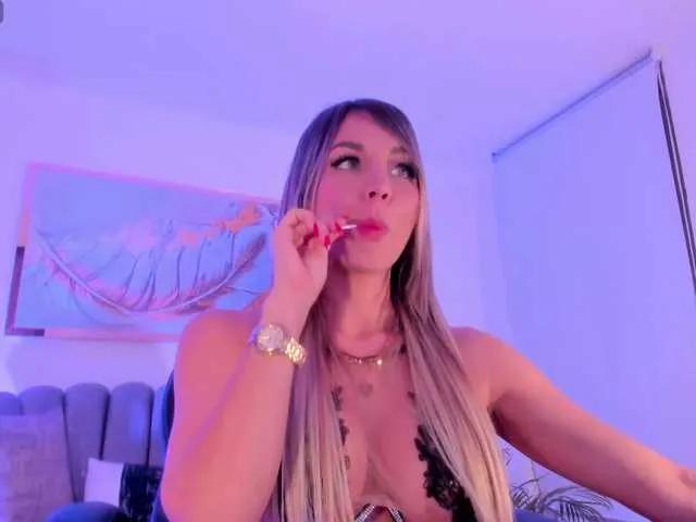 ZoePresley1 on BongaCams