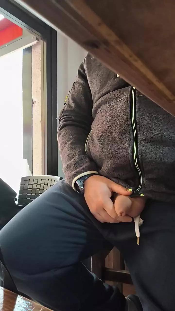 6Q87 on Cam4 