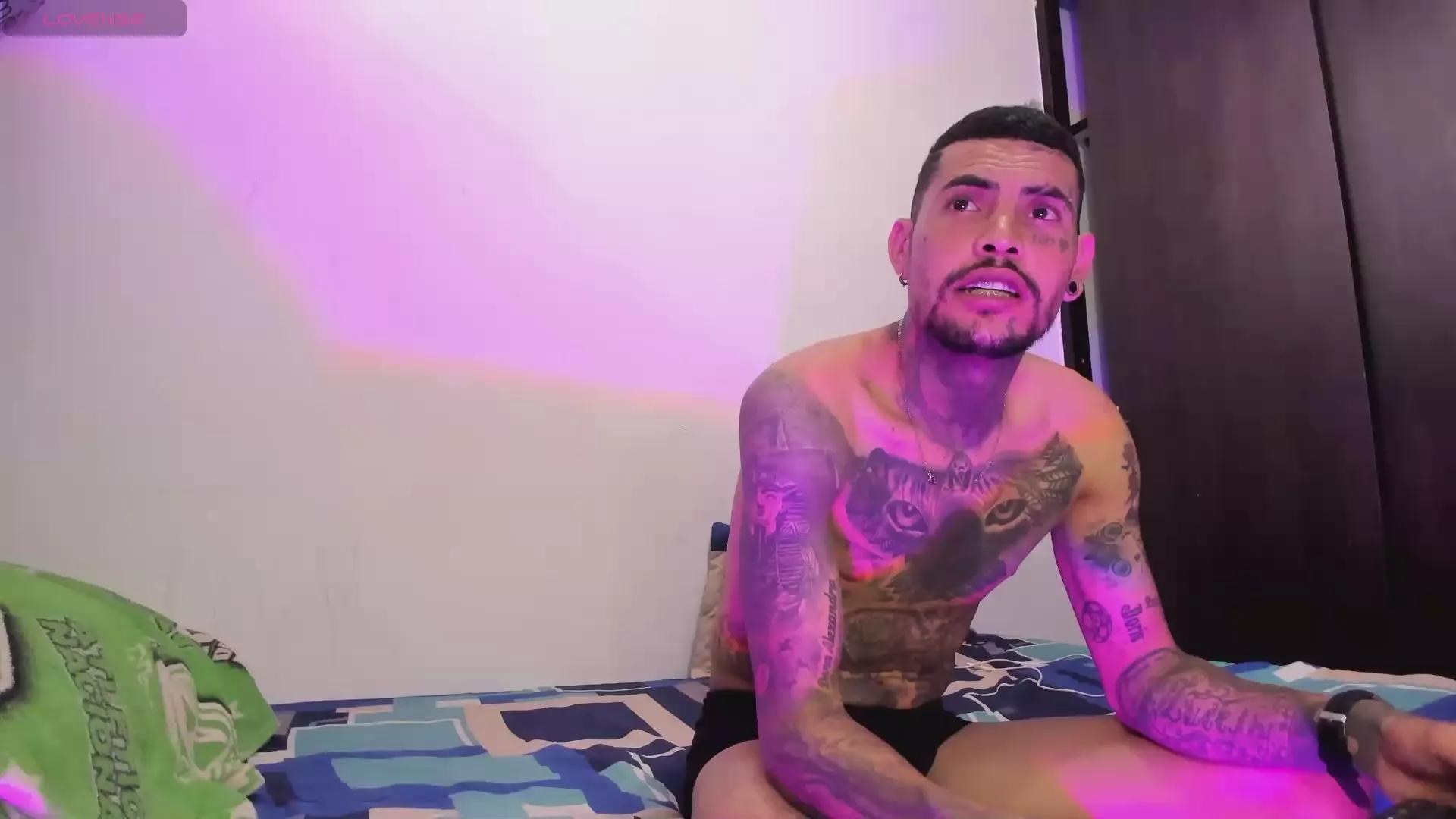 Abela_jhons on Cam4 