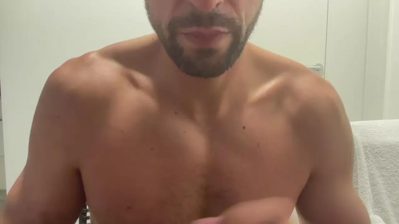 agustiiiin on Cam4 