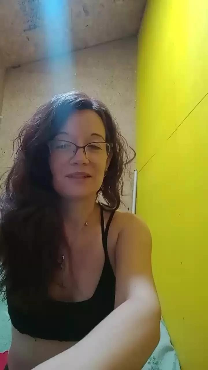 AlejandritaMilf on Cam4 