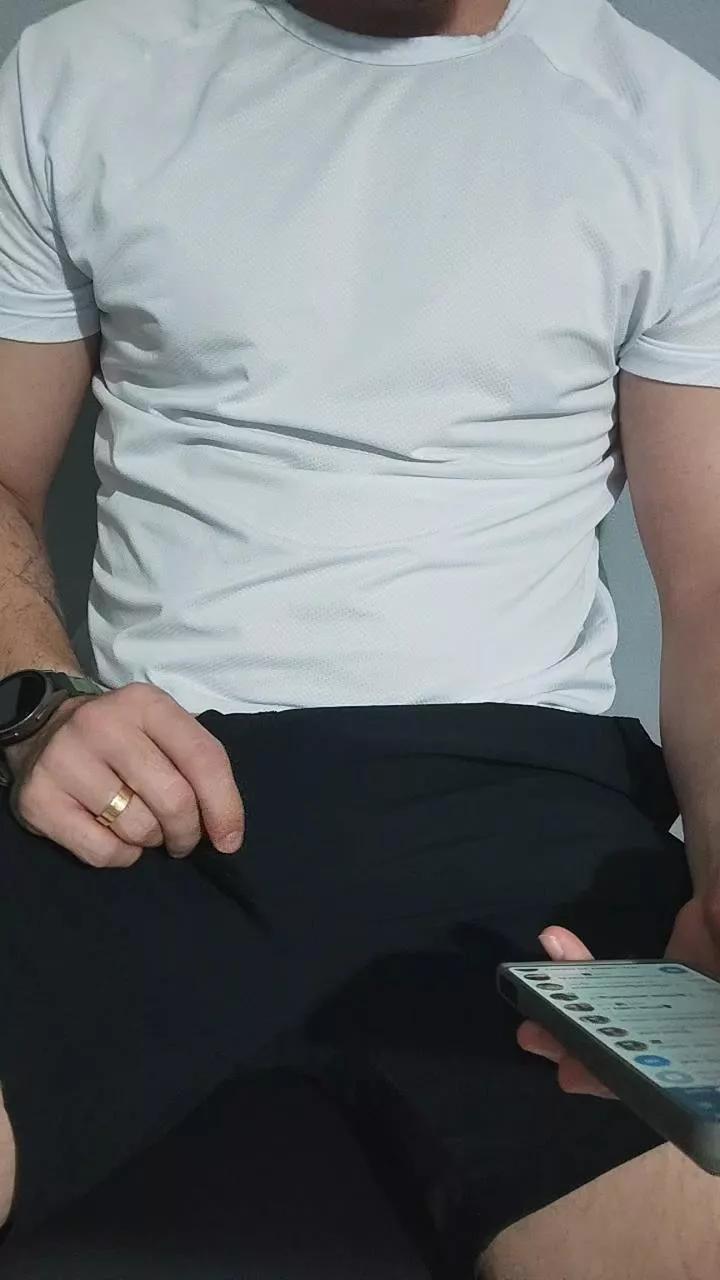 alerrandroo1 on Cam4 