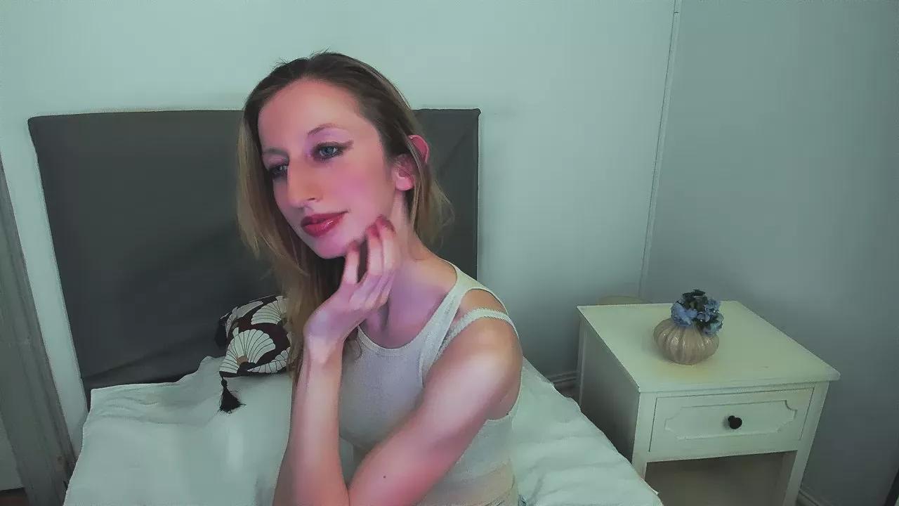 AliceRelax on Cam4 