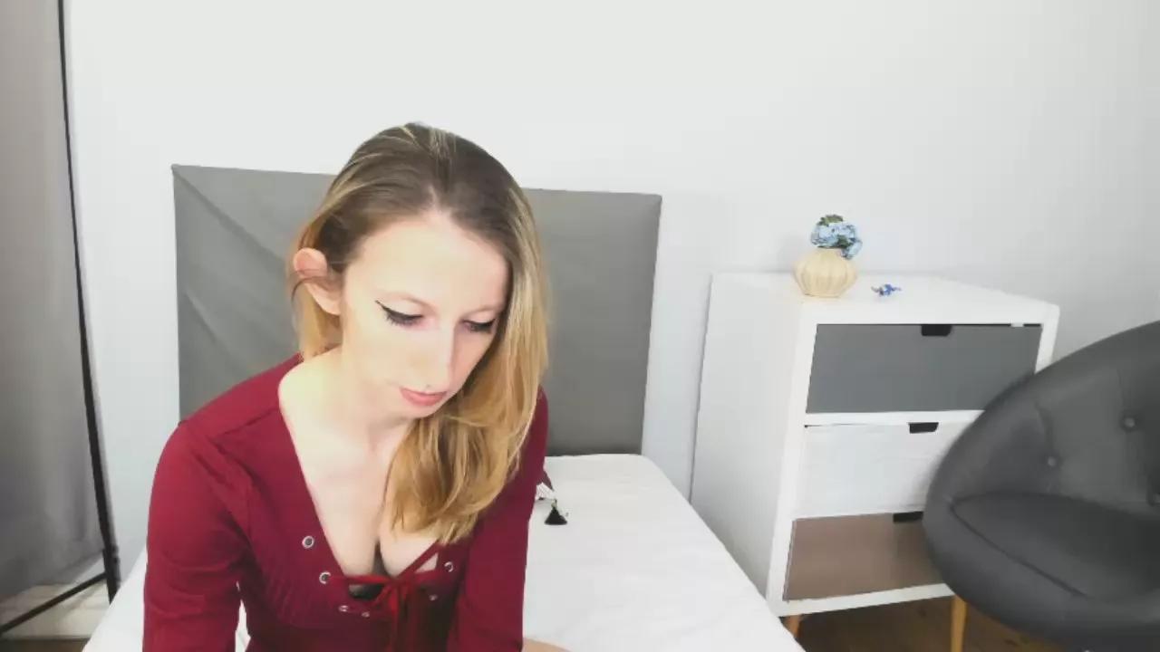 AliceRelax on Cam4 