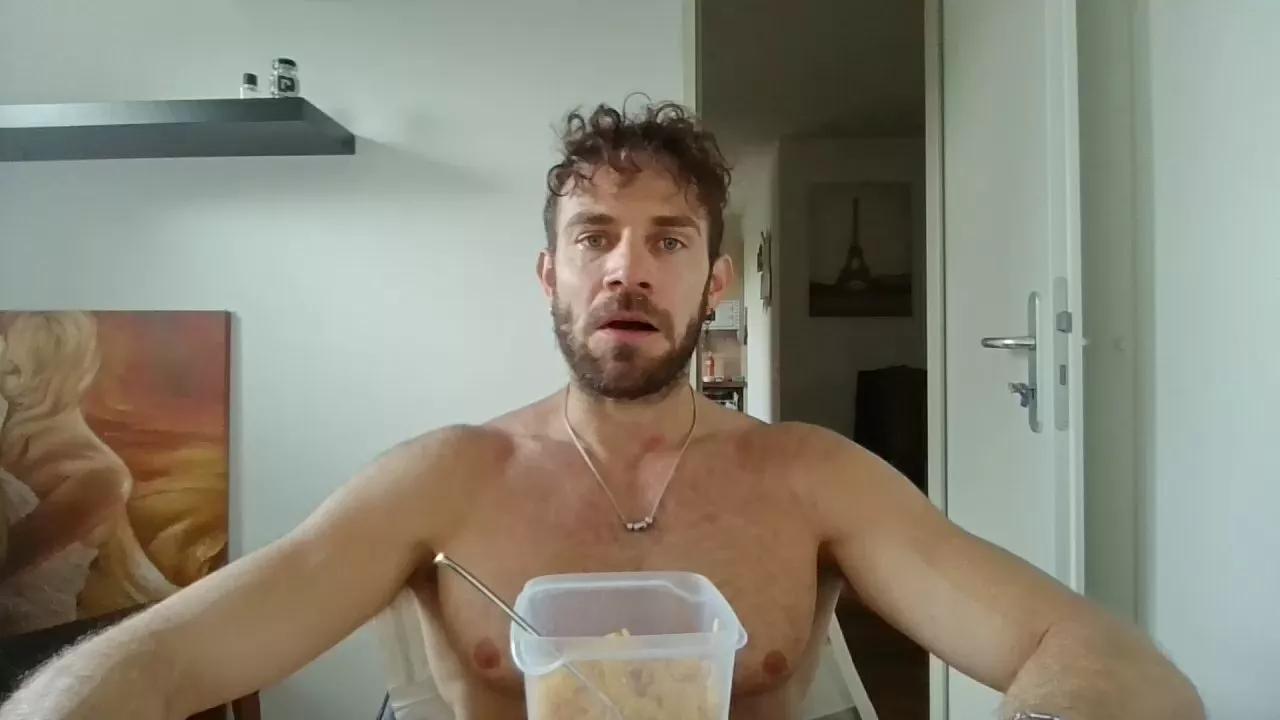 ALPHA_HUNK on Cam4 