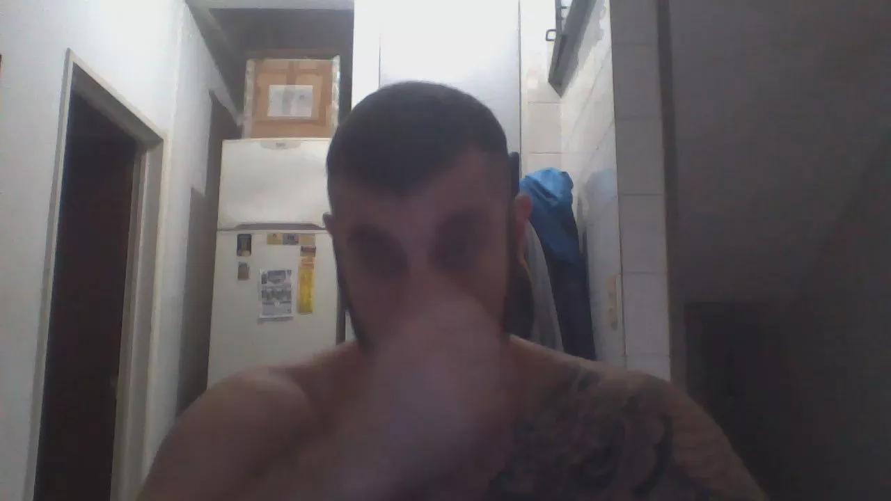 andrres_alm on Cam4 