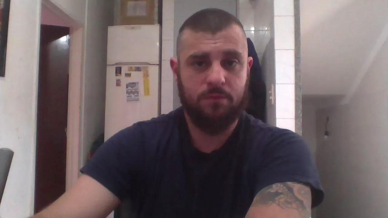andrres_alm on Cam4 