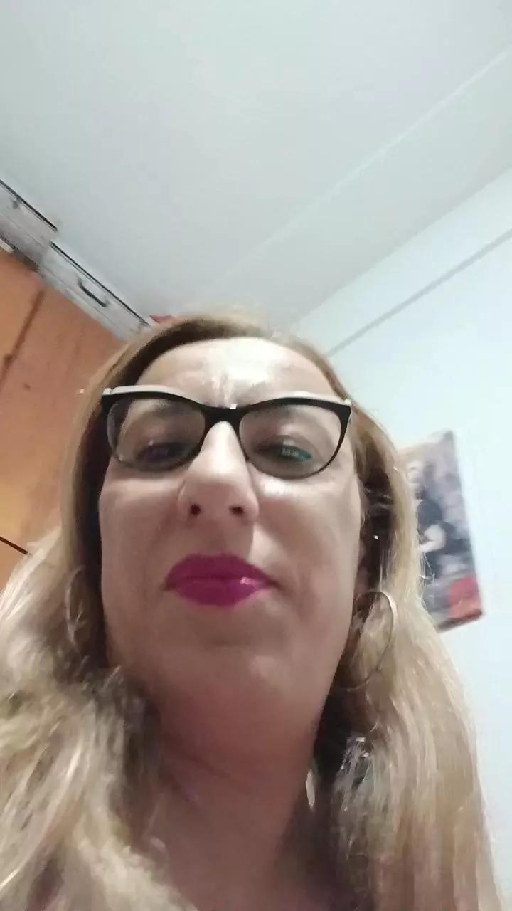 AngelikaTrans on Cam4 