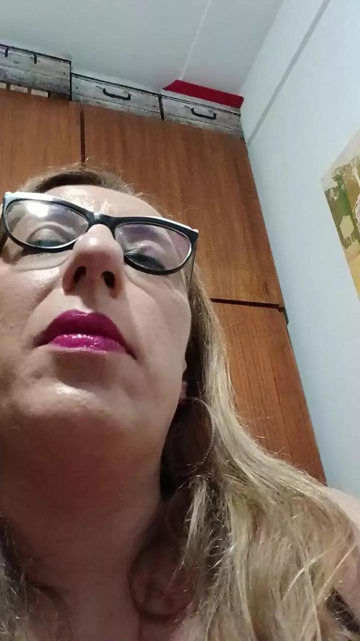AngelikaTrans on Cam4 