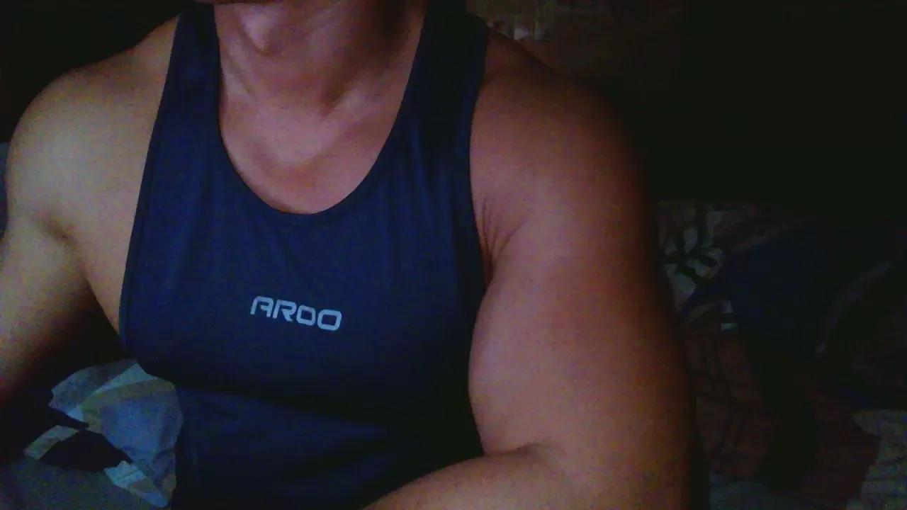 asiayoung on Cam4 