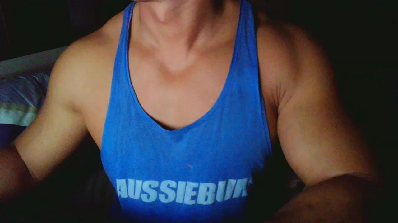 asiayoung on Cam4 