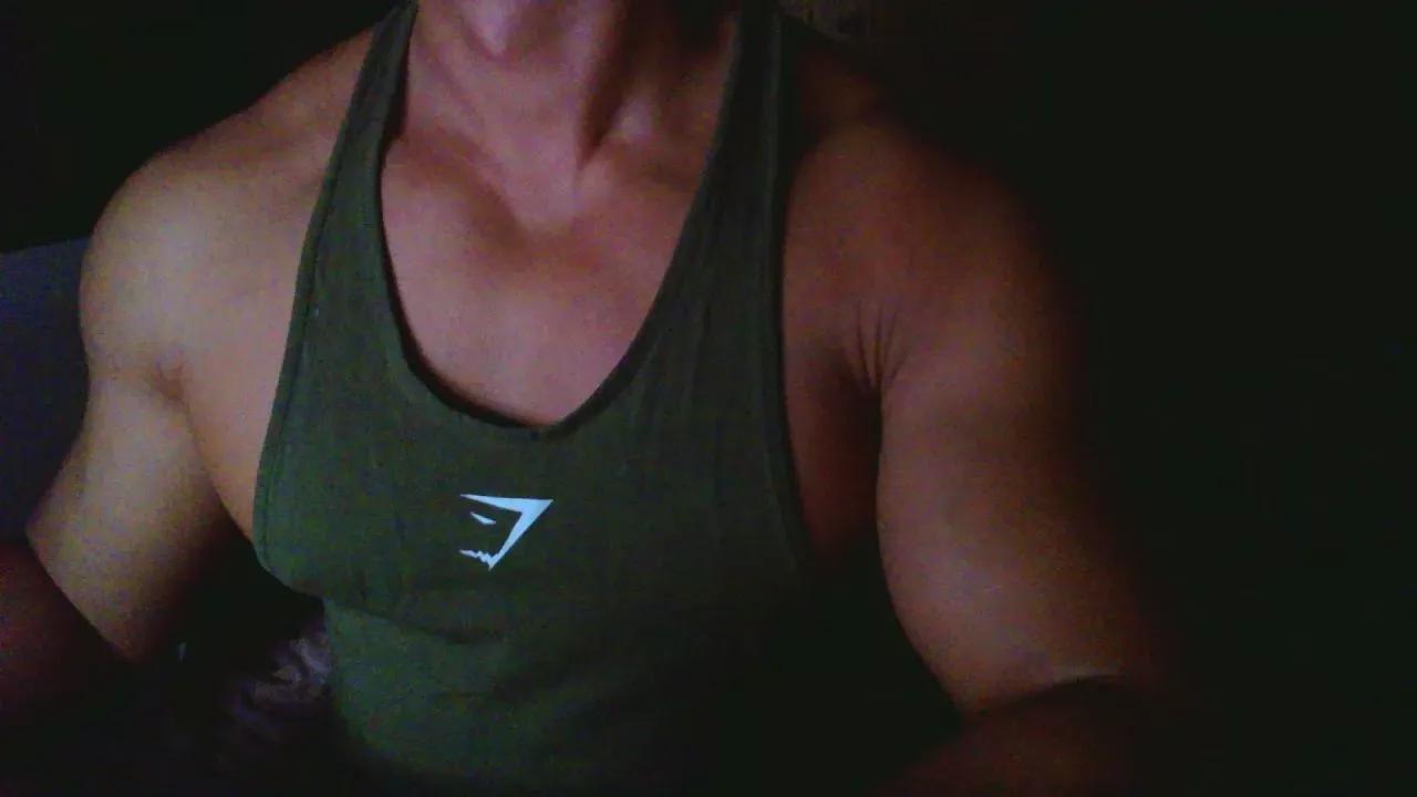 asiayoung on Cam4 