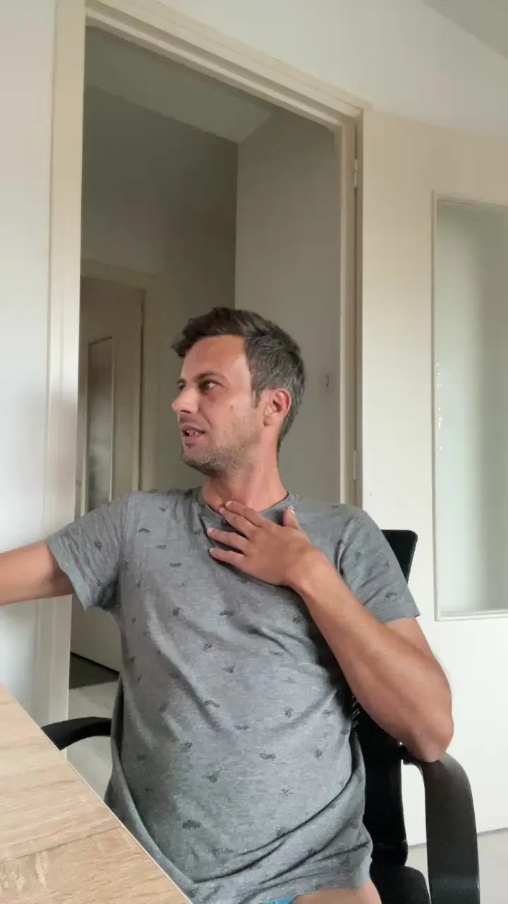 Babyboy2021xxx on Cam4 