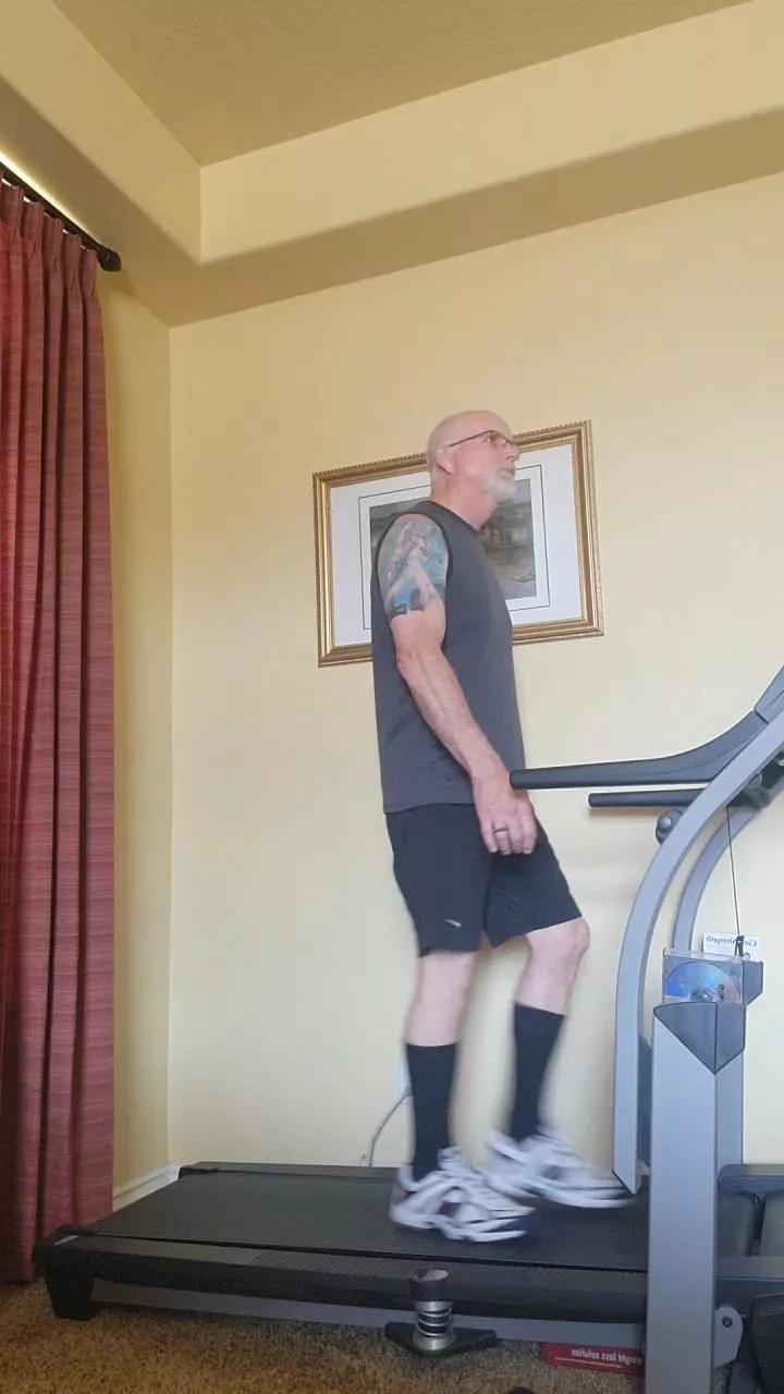 barebiker64 on Cam4 