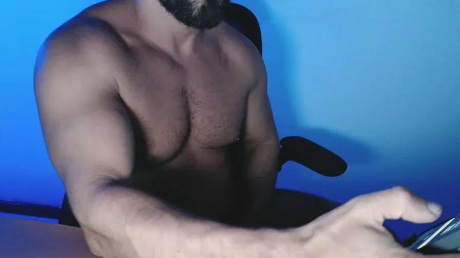 beard_man_sexy on Cam4 