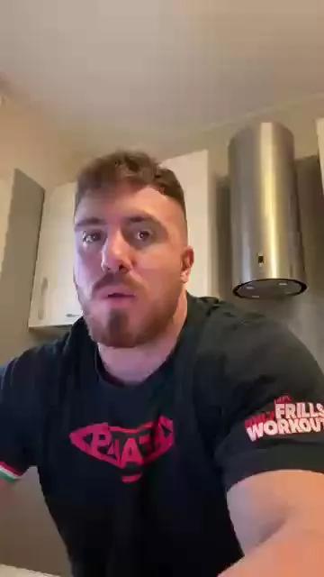 Bigwhitebull on Cam4 