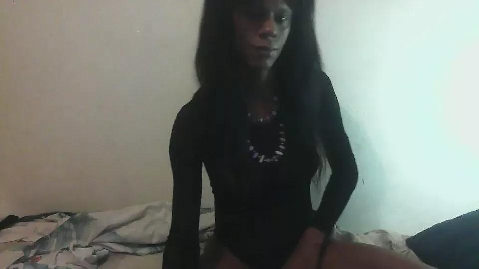 black_tranny on Cam4 