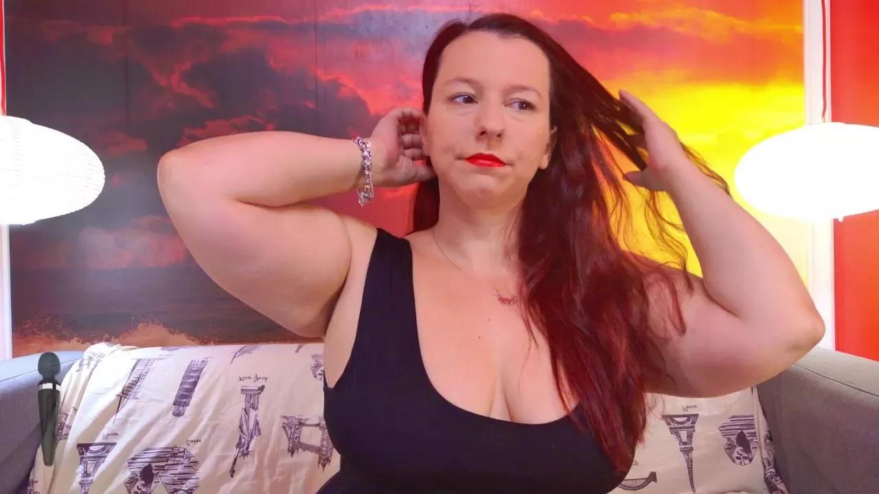 BoobyIANA on Cam4 