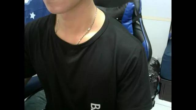 boss51232 on Cam4 