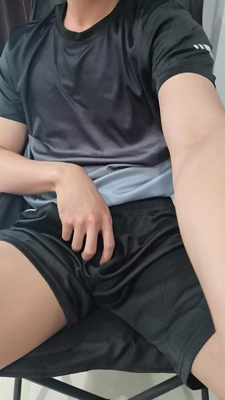 BoyMachine1 on Cam4 