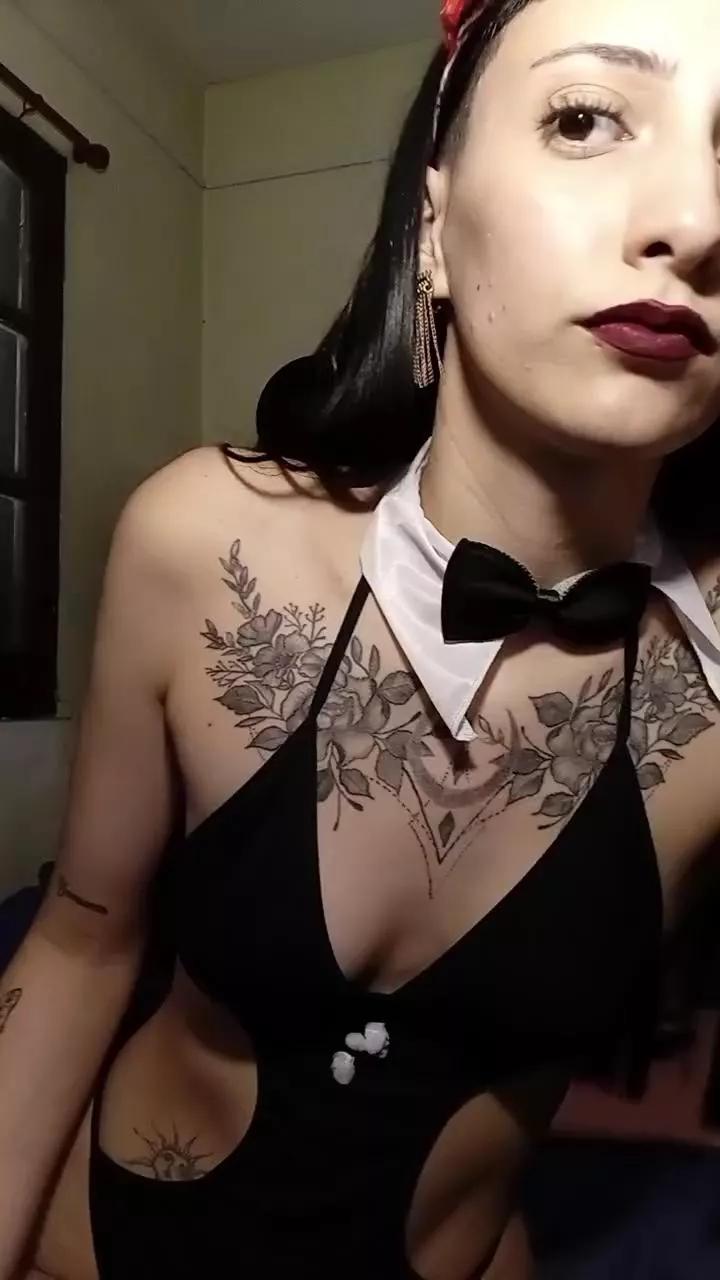 Chanell_19 on Cam4 