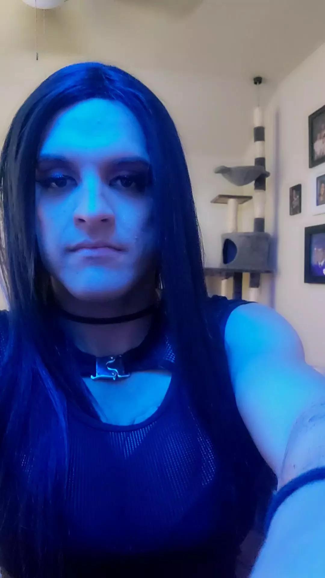 Chillifrog86 on Cam4 