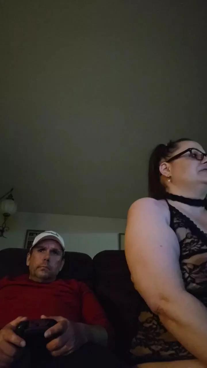 Cloudycouple4U on Cam4 