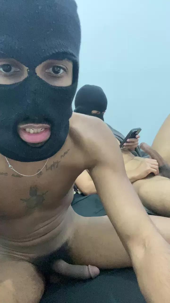CriasNinjas on Cam4 