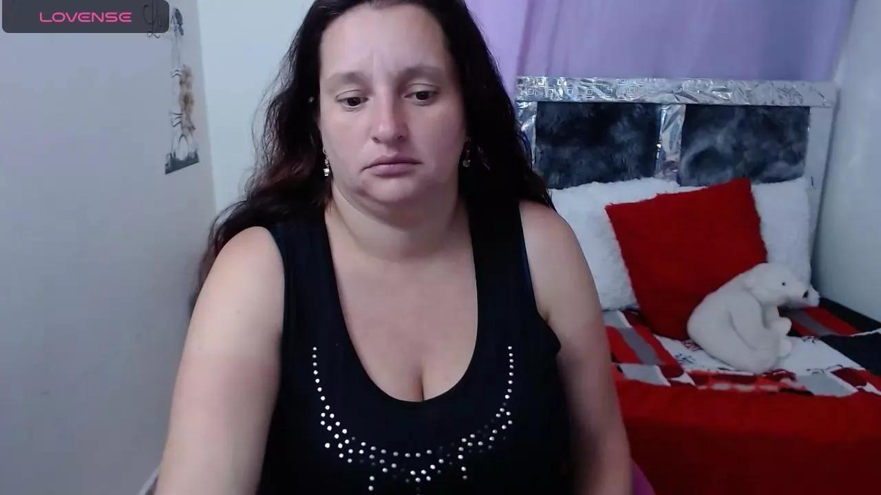 cristaljonnes_ on Cam4 