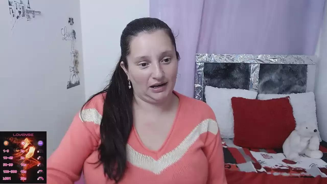 cristaljonnes_ on Cam4 