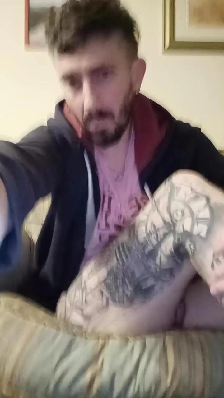 Css85 on Cam4 