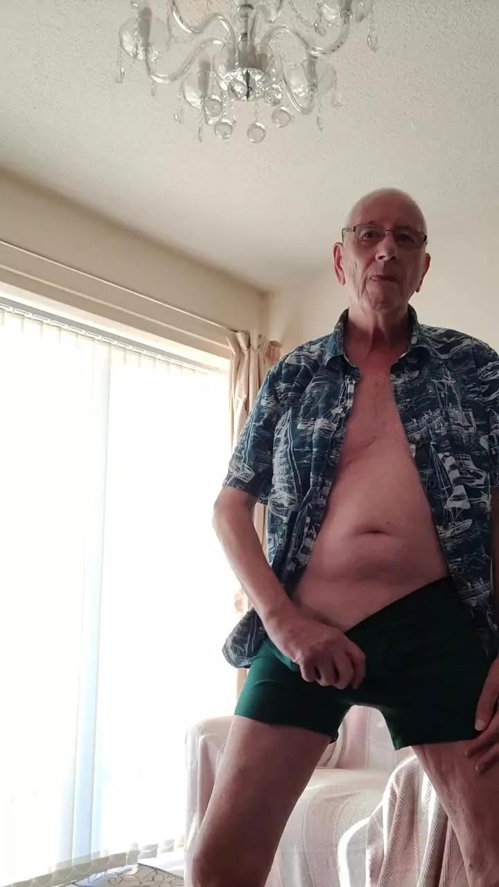 cutaboverest on Cam4 