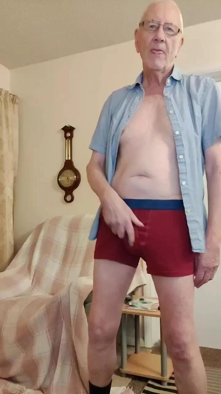 cutaboverest on Cam4 