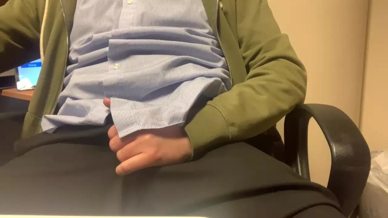 Daddy_lover99 on Cam4 