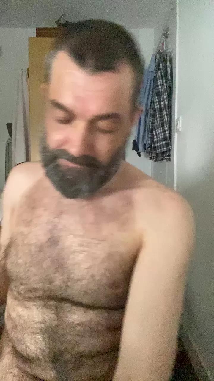 daddybearmadri5 on Cam4 